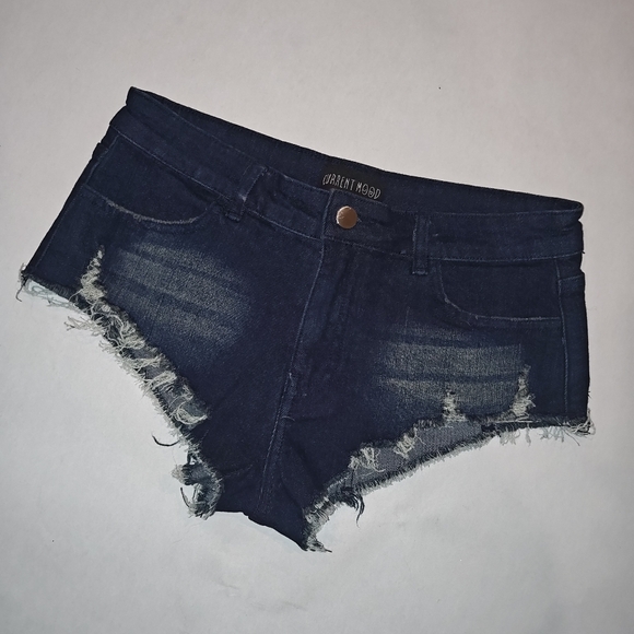 CURRENT MOOD TEENY TINY DENIM SHORTS * SIZE SMALL - Picture 2 of 5